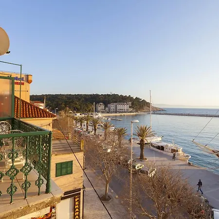 The Very Comfortable * Makarska