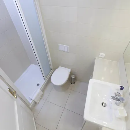 The Very Comfortable Makarska