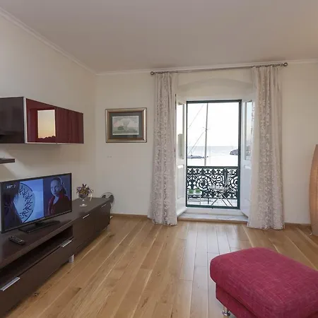 Apartment The Very Comfortable *